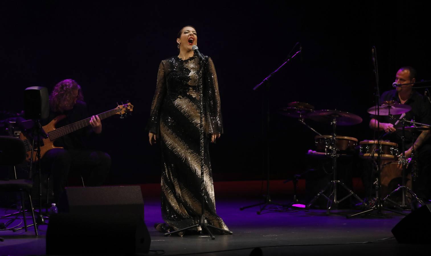 El concierto de La Trini en el Teatro Góngora de Córdoba, en imágenes