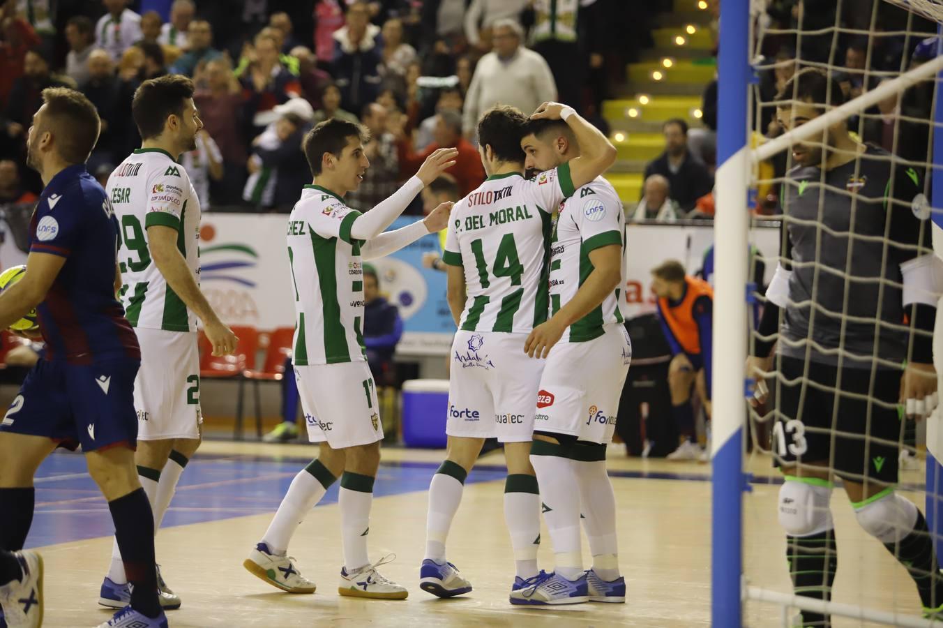 El partido de fútbol sala Córdoba Patrimonio-Levante, en imágenes