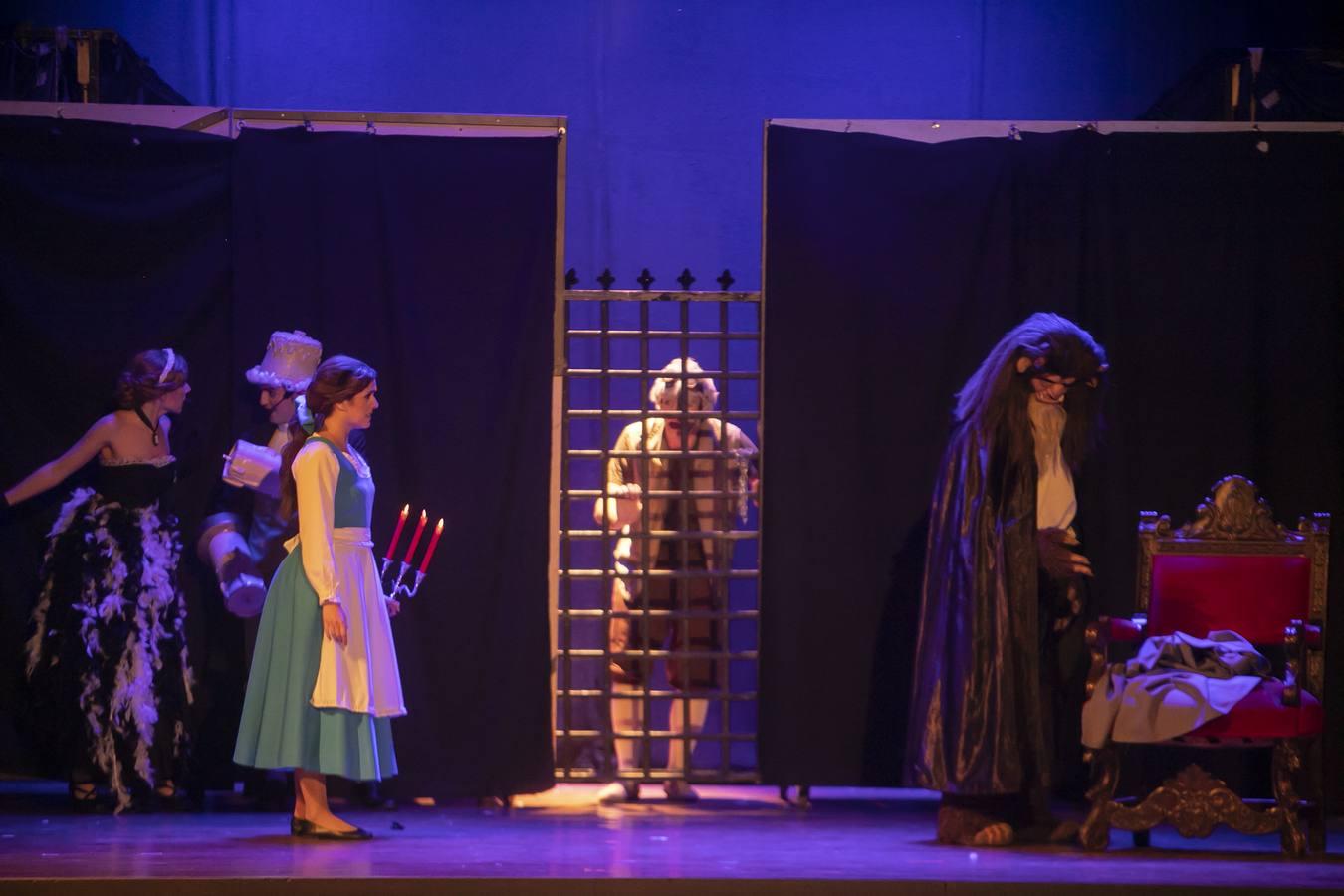 El musical de «La Bella y la Bestia» de Teatro Avanti, en imágenes