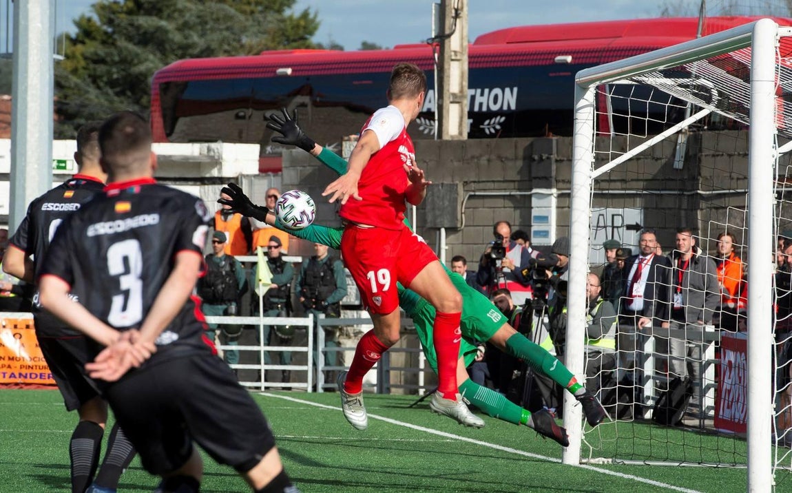 Las mejores imágenes del Escobedo - Sevilla FC