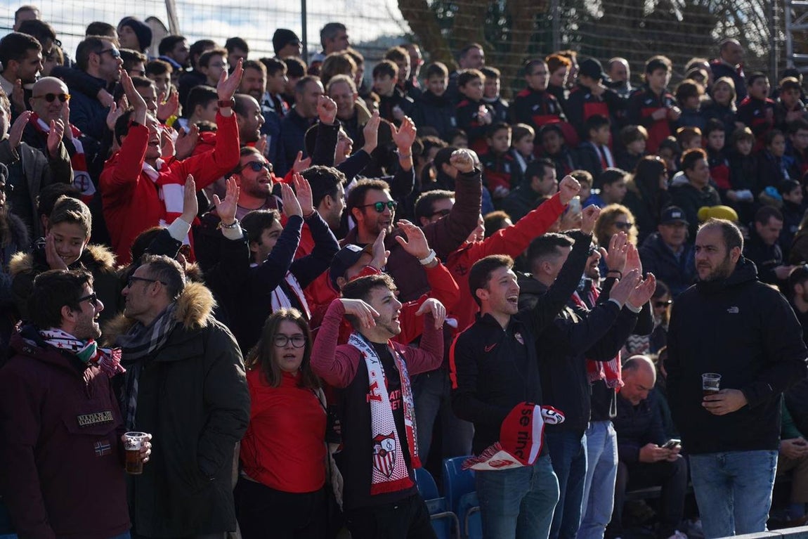 Las mejores imágenes del Escobedo - Sevilla FC