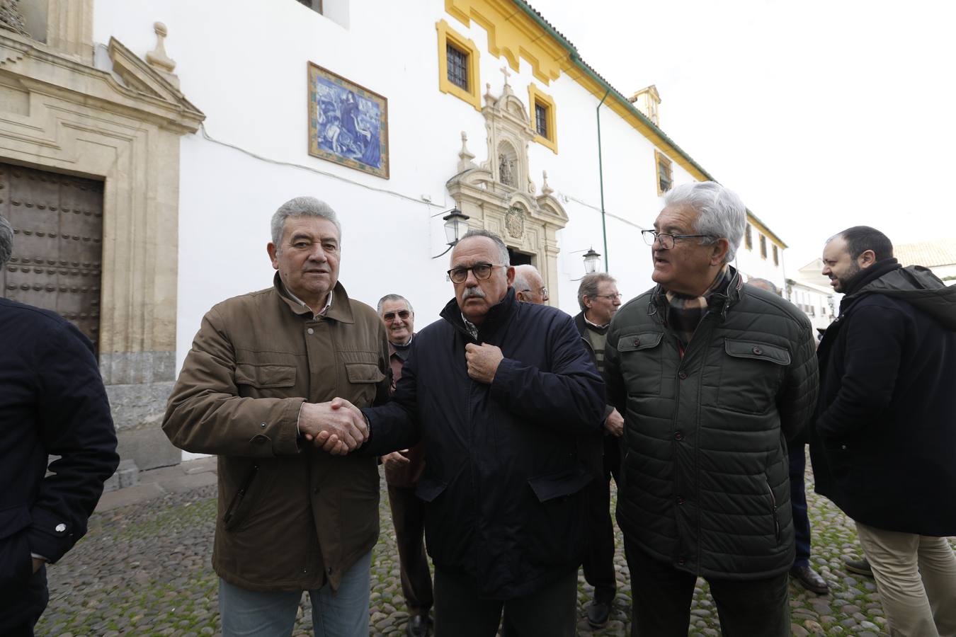 La Misa por el descanso de José Luis Navarro, en imágenes