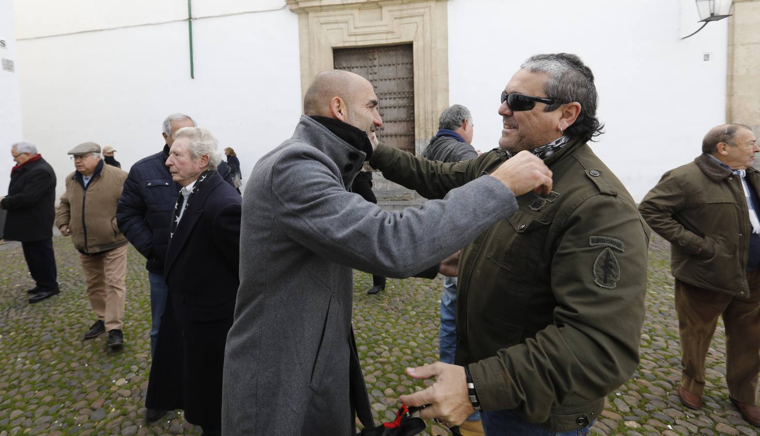 La Misa por el descanso de José Luis Navarro, en imágenes