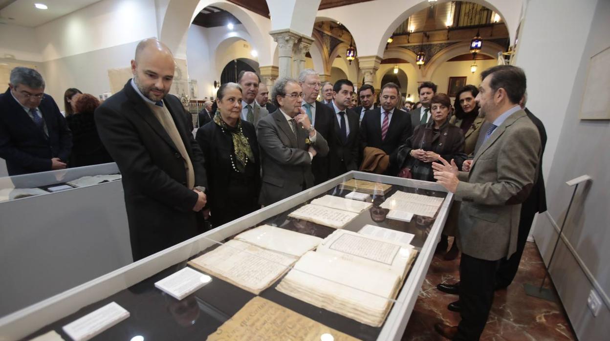 Inauguración de la exposición sobre el Archivo de la Macarena, en imágenes