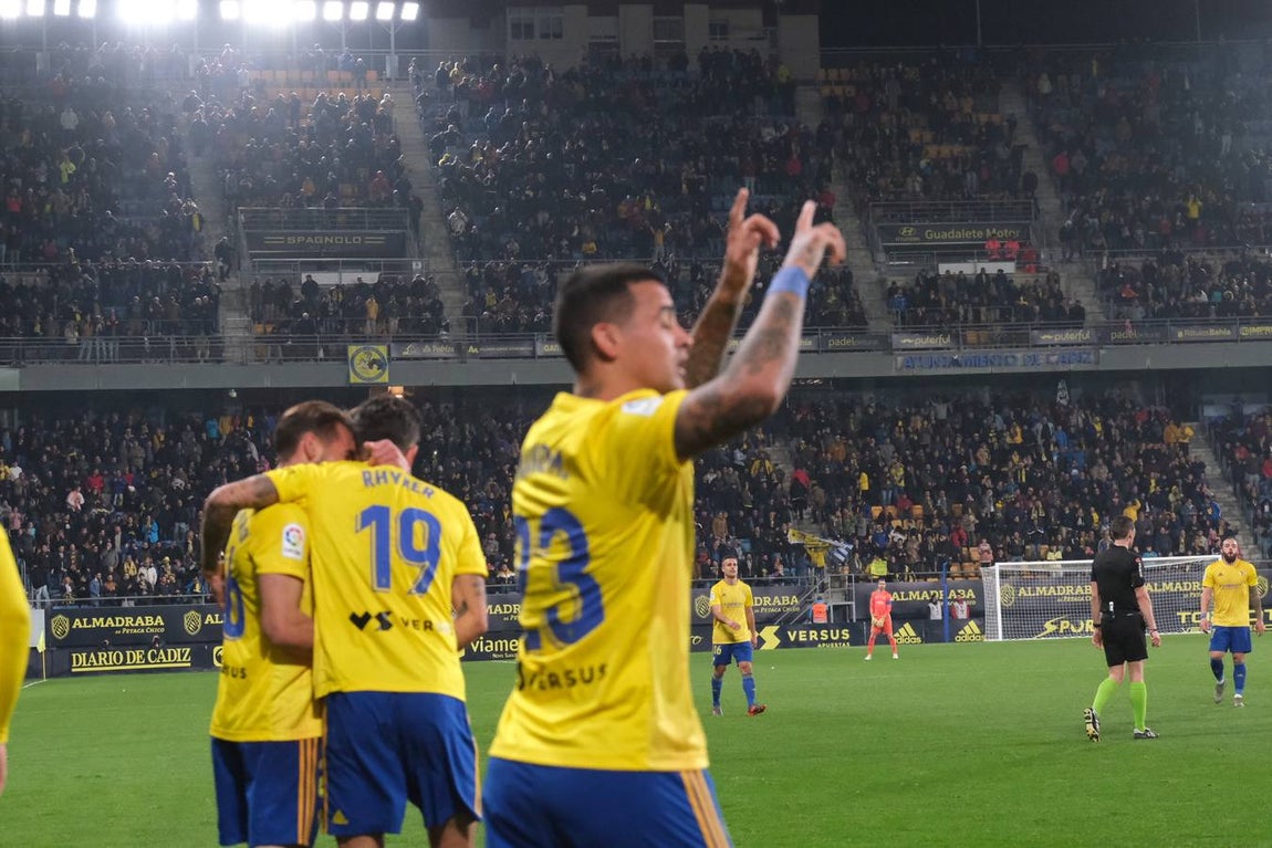 FOTOS: Cádiz CF - Mirandés en Carranza