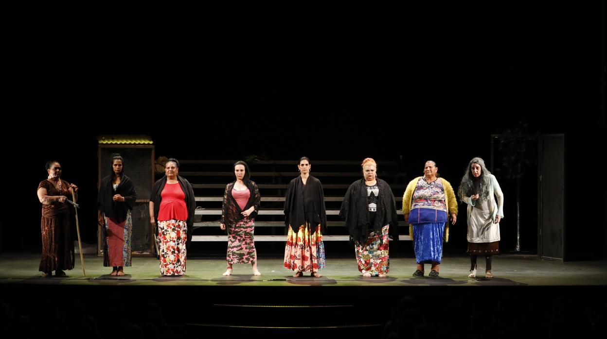 La versión del Vacie de «La casa de Bernarda Alba» en Córdoba, en imágenes