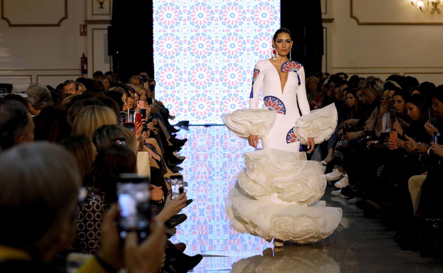 El desfile de trajes de flamenca de Andrew Pocrid, en imágenes