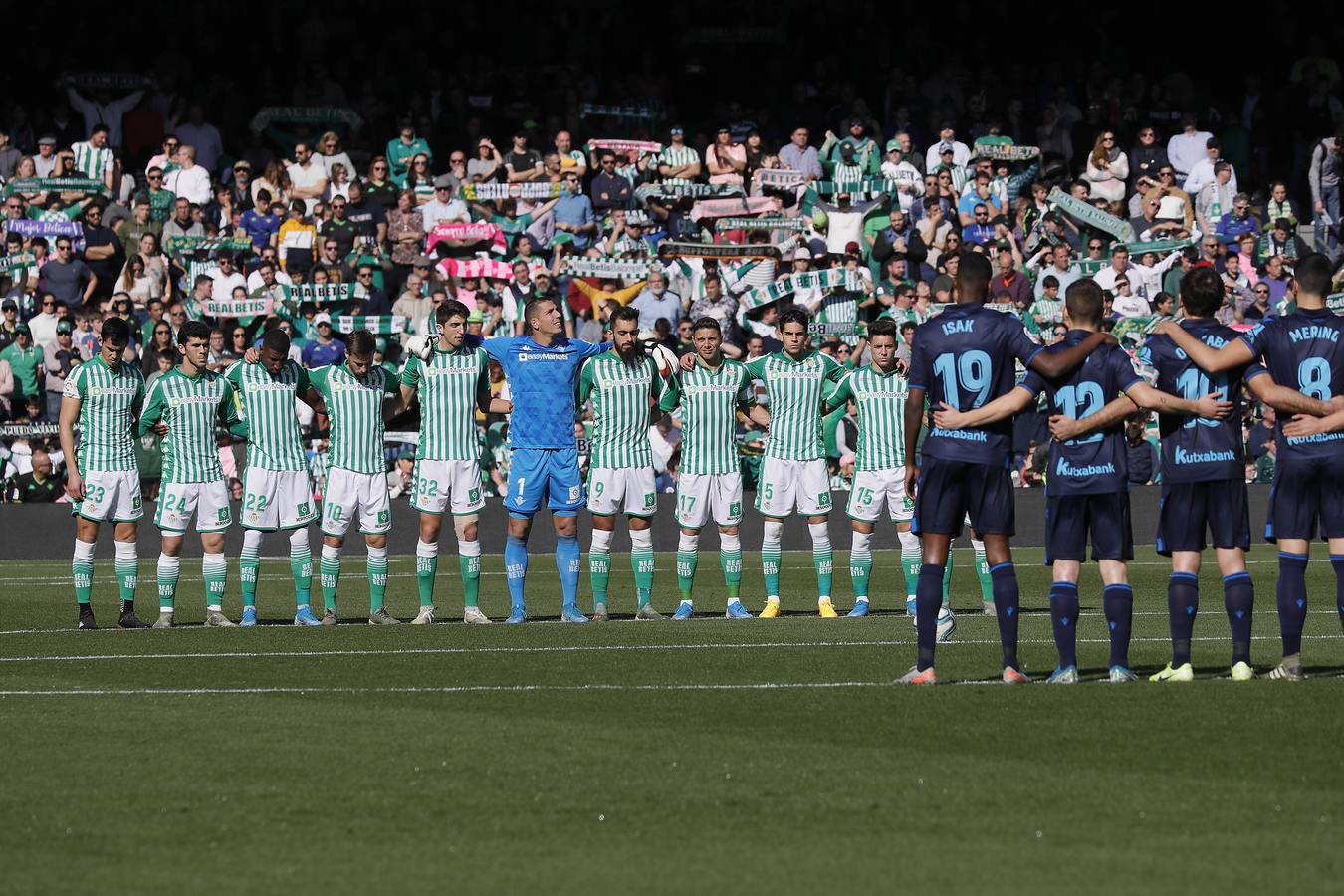 En imágenes, la victoria del Real Betis ante la Real Sociedad en el Villamarín