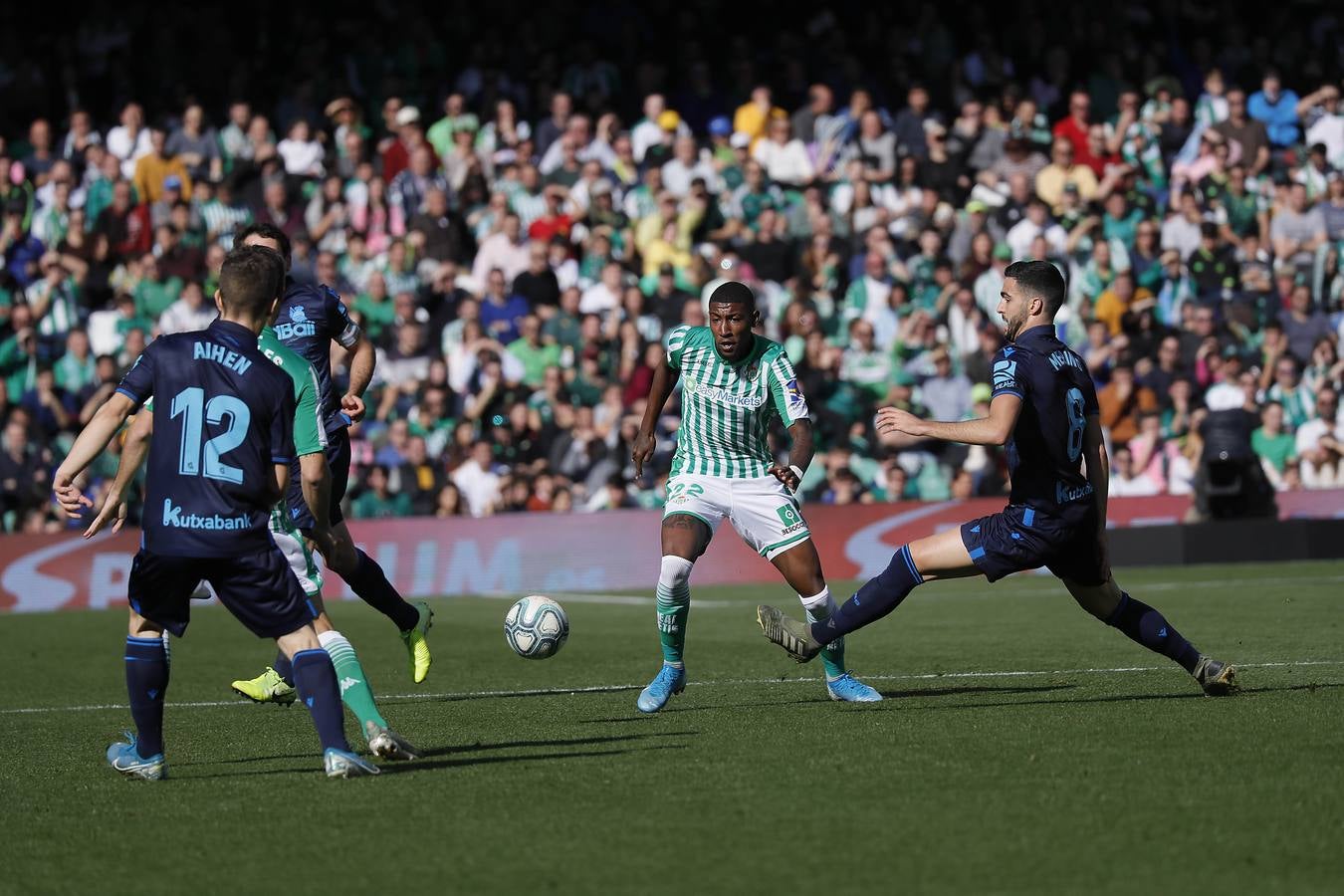 En imágenes, la victoria del Real Betis ante la Real Sociedad en el Villamarín