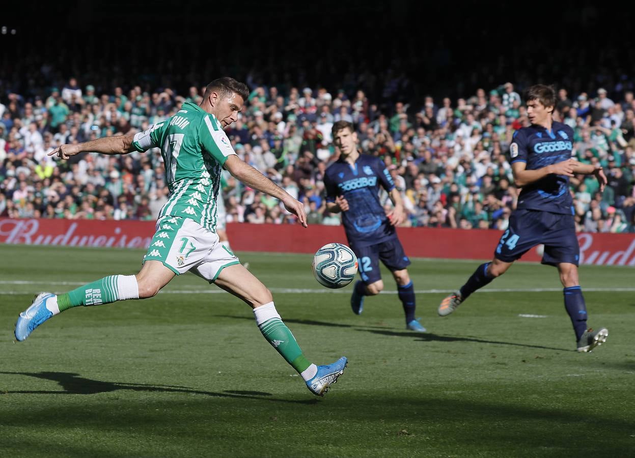 En imágenes, la victoria del Real Betis ante la Real Sociedad en el Villamarín