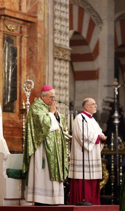 La misa de la Agrupación de Cofradías de Córdoba, en imágenes