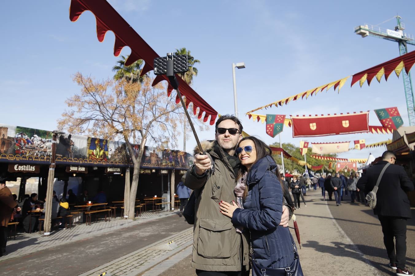 El primer días del Mercado de las Tres Culturas de Córdoba, en imágenes