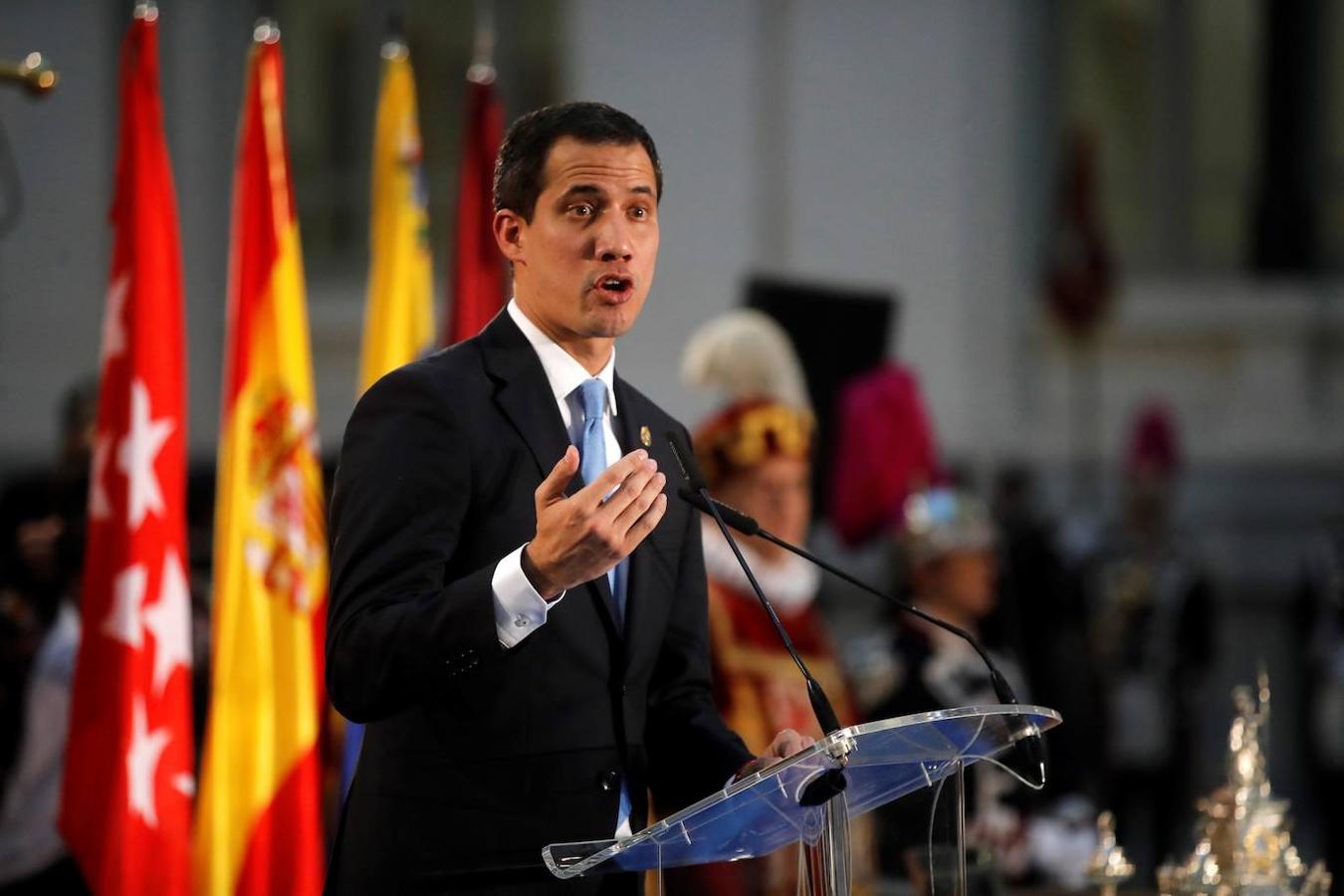 La visita de Juan Guaidó a Madrid, en imágenes. El presidente encargado de Venezuela, Juan Guaidó, durante su intervención en un acto en el Ayuntamiento de Madrid donde este sábado se le entrega la Llave de Oro de la ciudad.