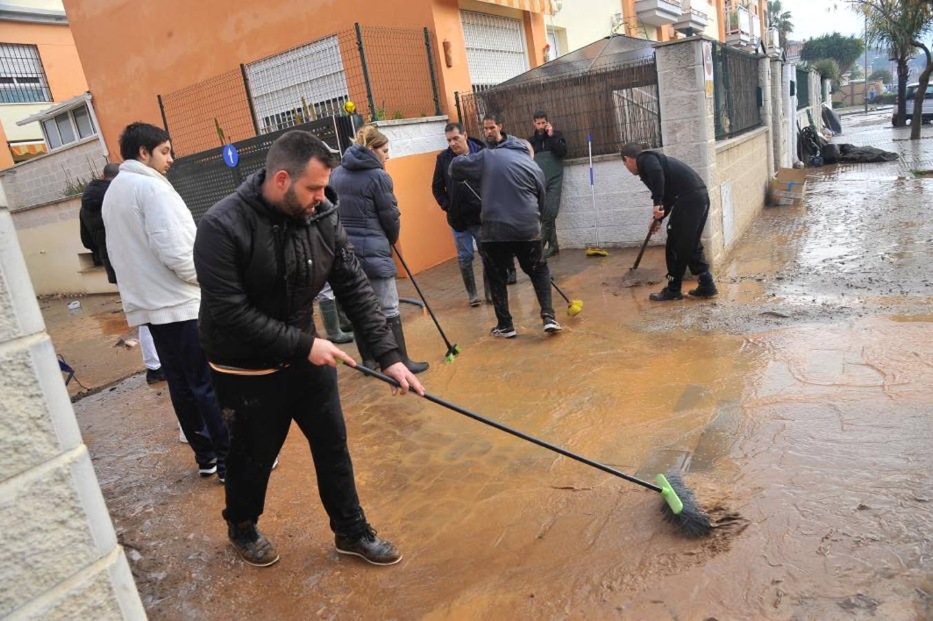 Así ha devastado una brutal tromba de agua la localidad malagueña de Campanillas