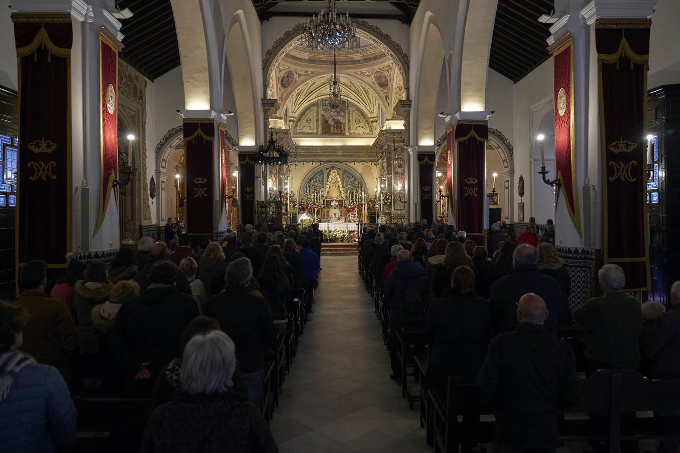 En imágenes, la lluvia desluce la peregrinación de Triana a El Rocío