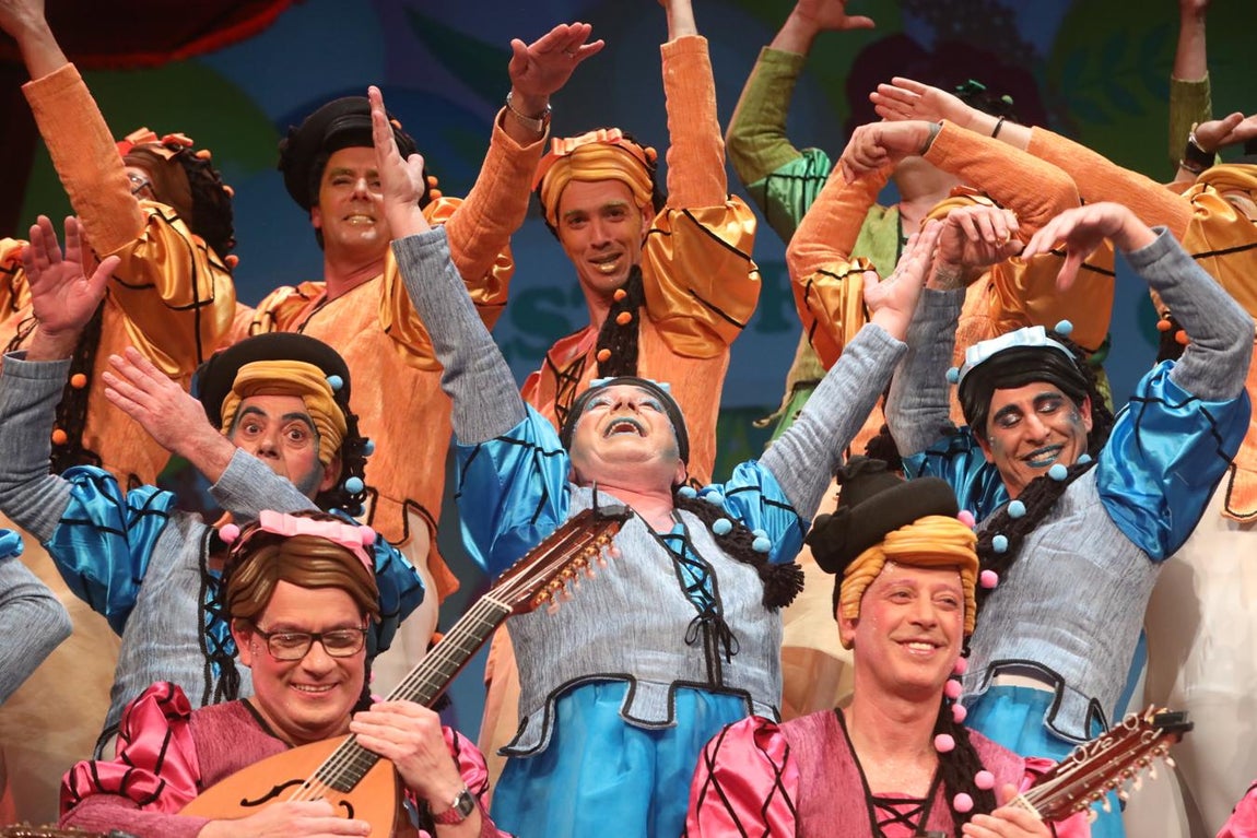 FOTOS: Coro Manos arriba en el COAC 2020