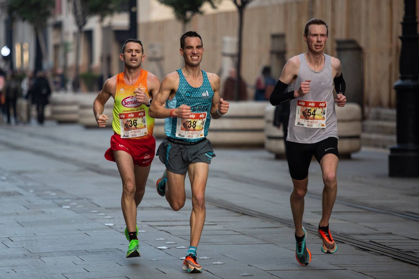 ¿Has corrido la Media Maratón de Sevilla? ¡Búscate aquí! (III)