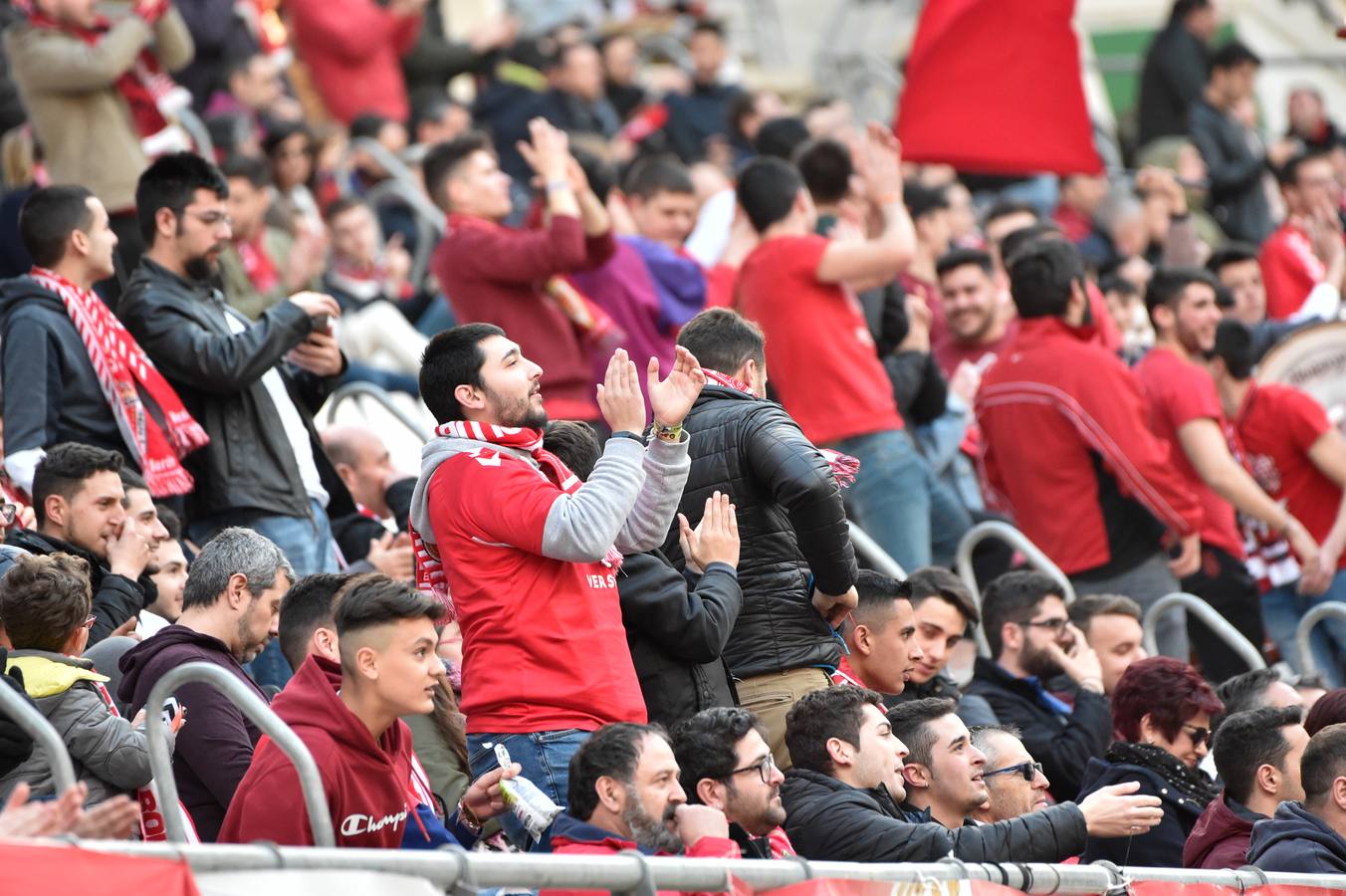 El Real Murcia-Córdoba CF, en imágenes