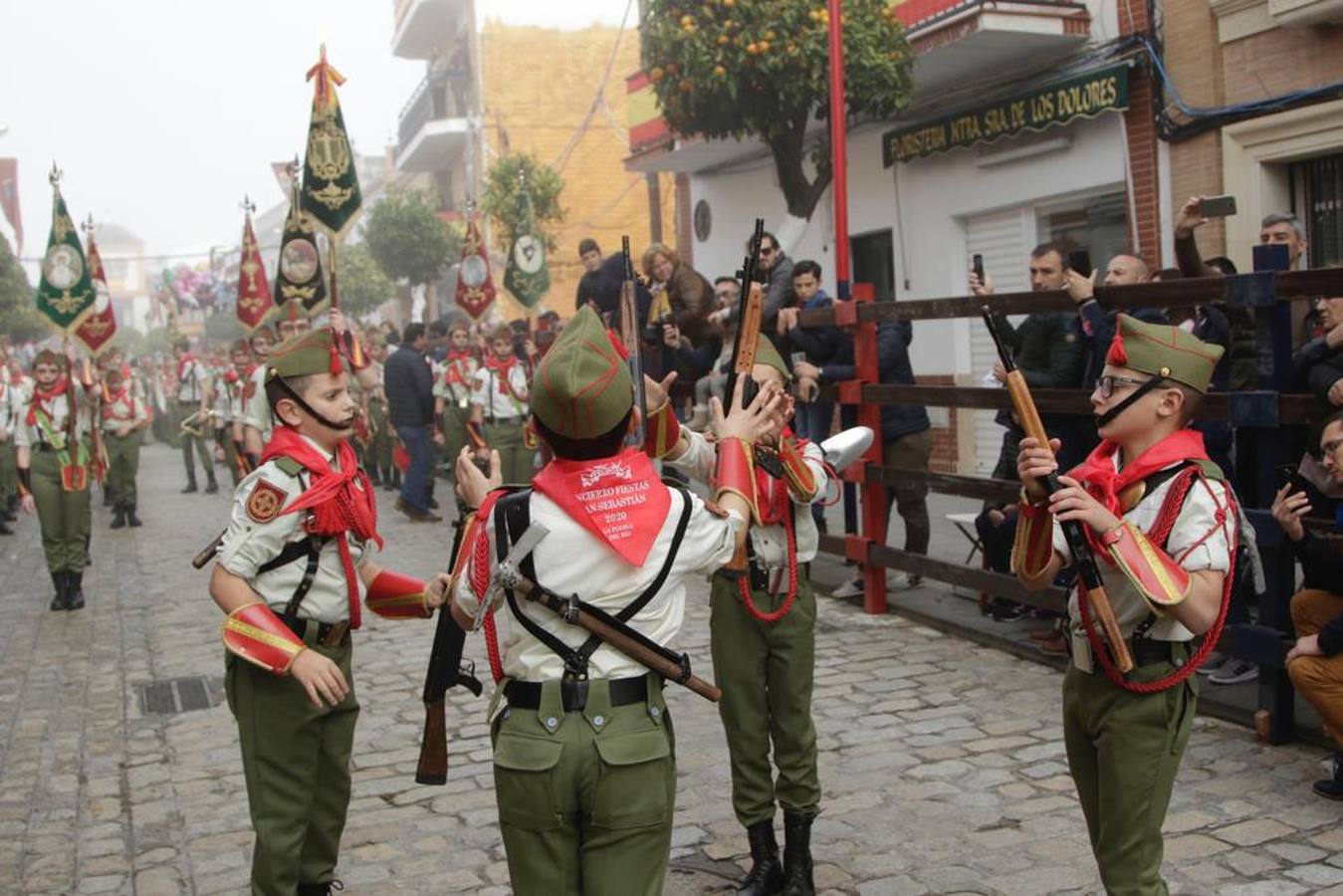 En imágenes: Encierros en la Puebla del Río con Lopera como protagonista