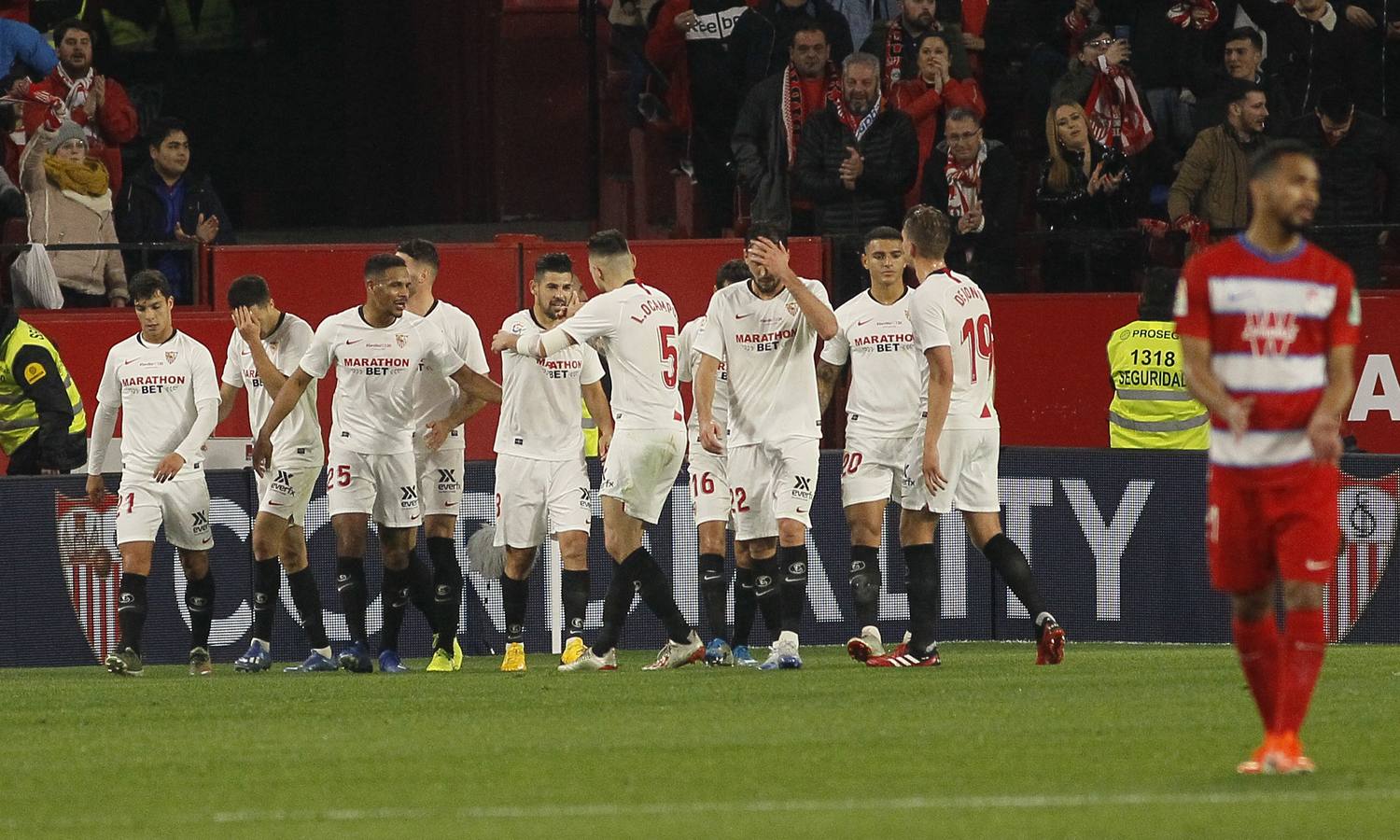 En imágenes, la victoria del Sevilla ante el Granada