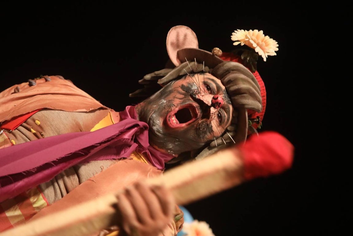 FOTOS: Comparsa Los del vertedero en el COAC 2020