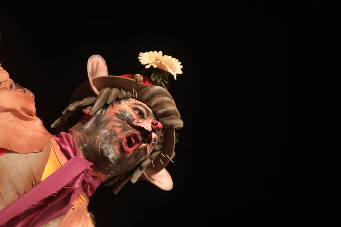 FOTOS: Comparsa Los del vertedero en el COAC 2020