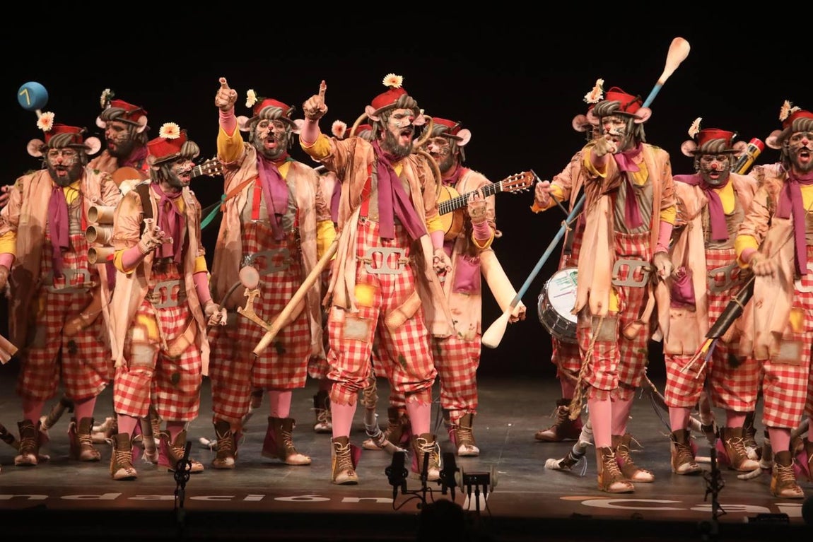 FOTOS: Comparsa Los del vertedero en el COAC 2020