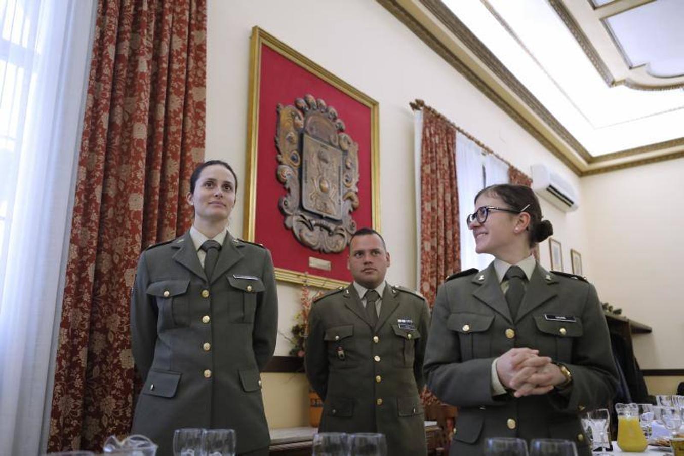 El desayuno de la Brigada en Córdoba, en imágenes