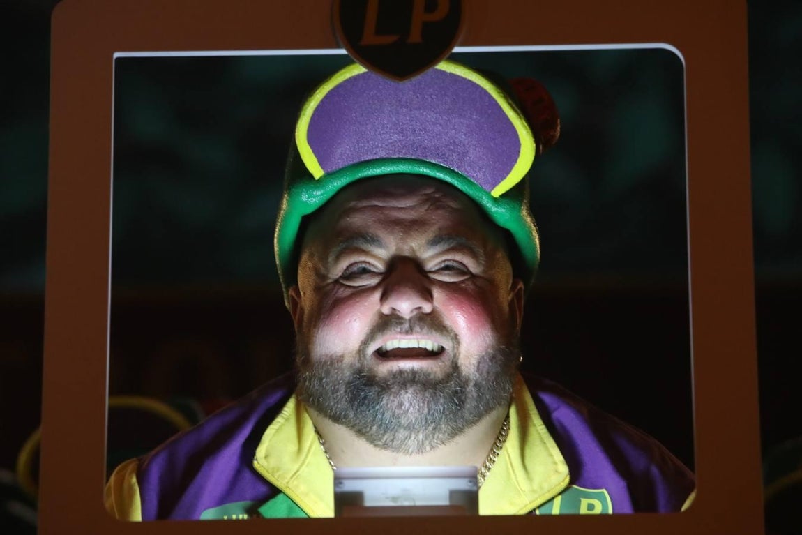 FOTOS: Chirigota Los Niños de la Petróleo en el COAC 2020