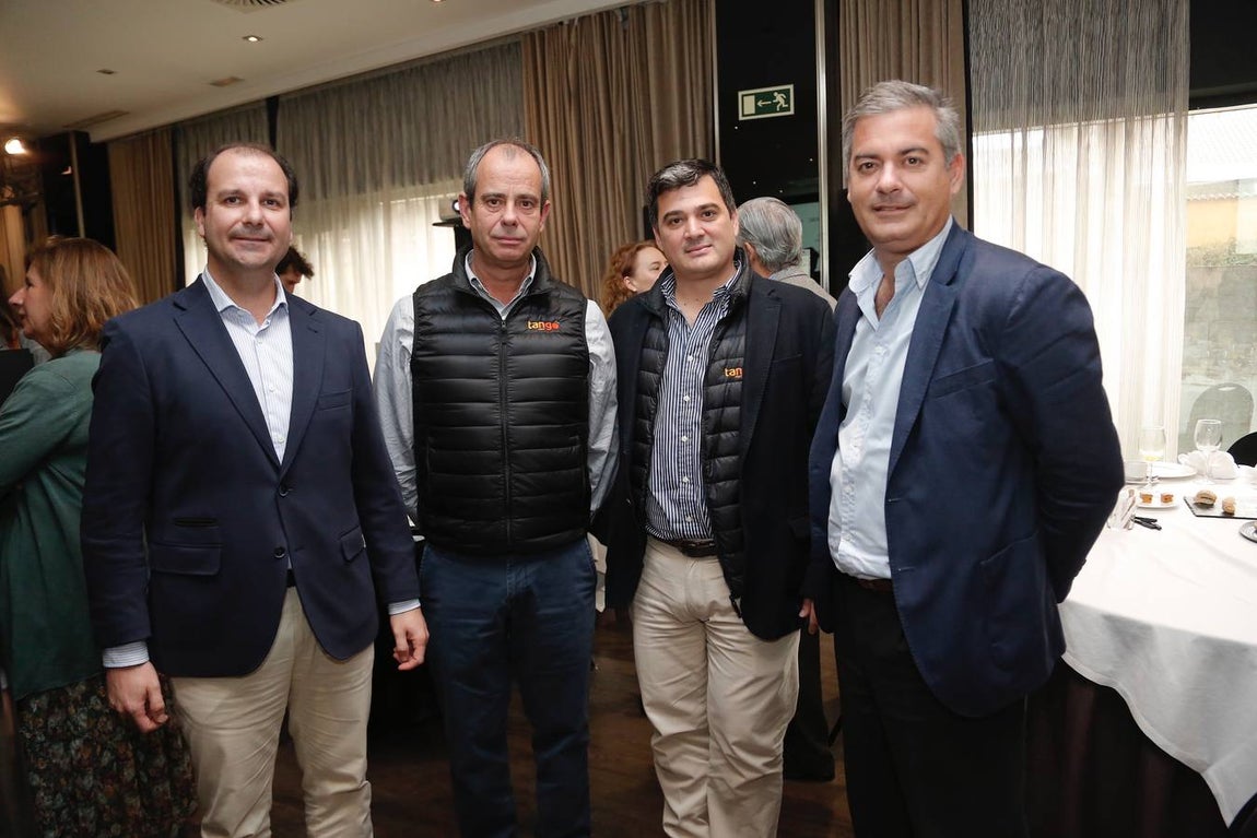 En imágenes, los asistentes al Foro Encuentro de Economía ABC de Córdoba