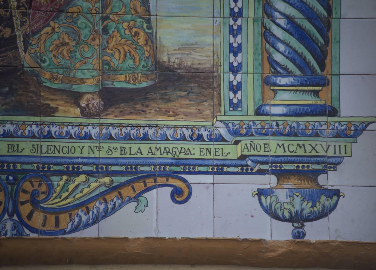 Azulejo de la Virgen de la Amargura