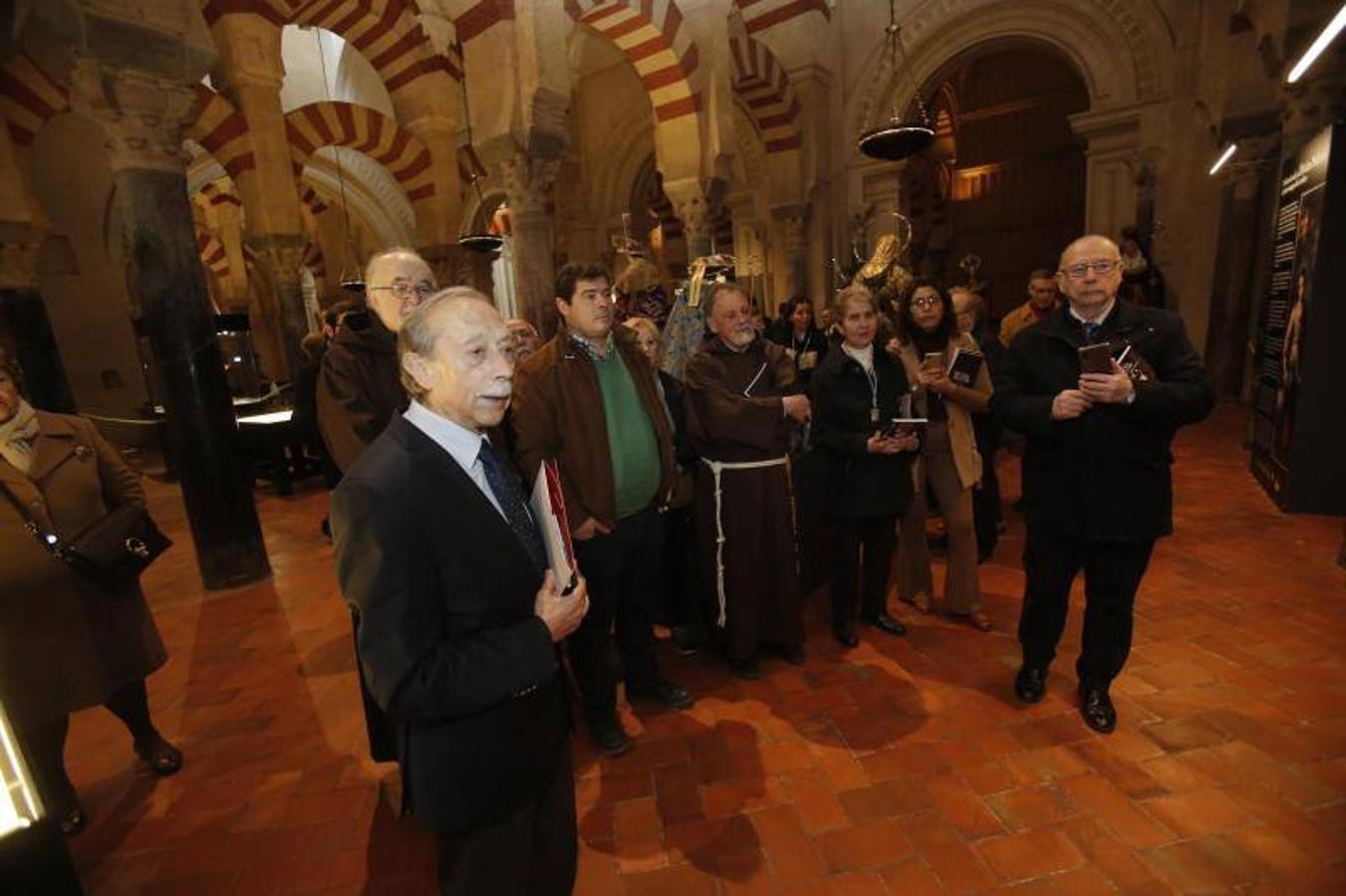 La exposición de la Paz de Córdoba sobre la Divina Pastora, en imágenes