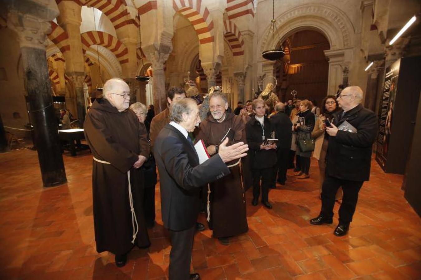 La exposición de la Paz de Córdoba sobre la Divina Pastora, en imágenes