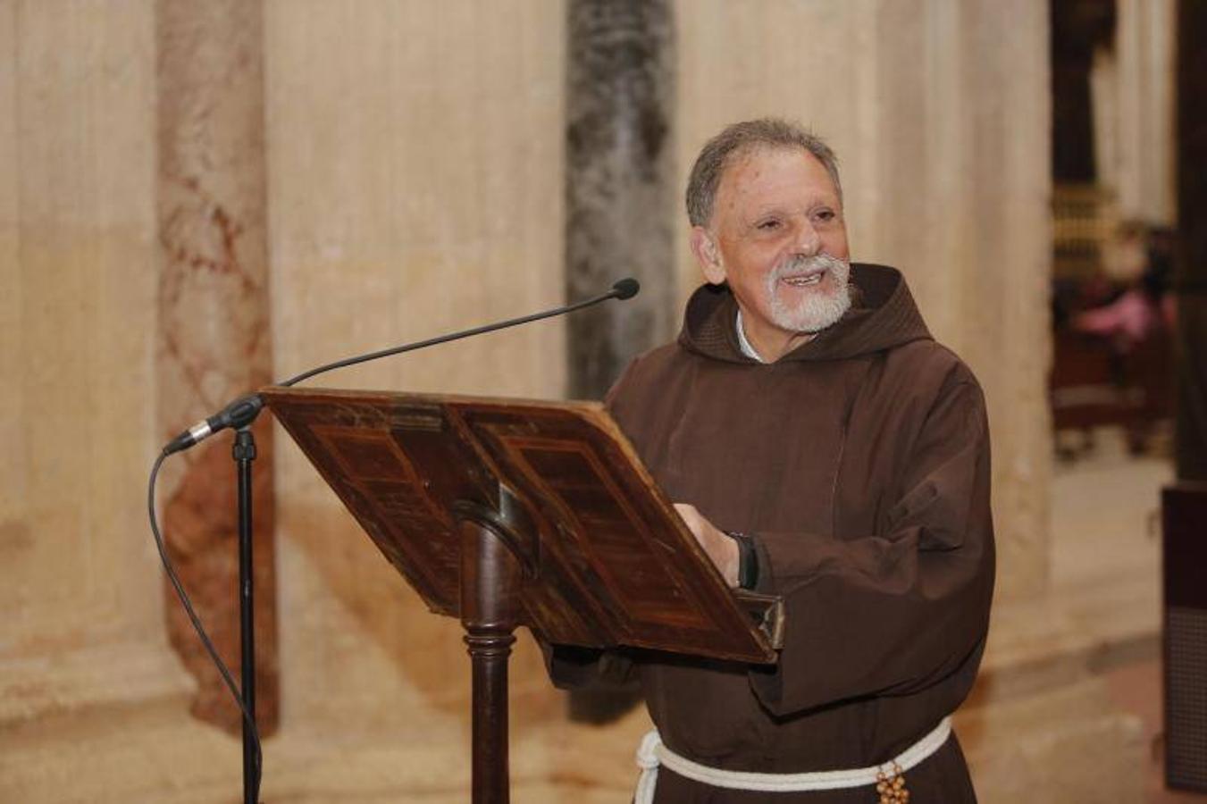 La exposición de la Paz de Córdoba sobre la Divina Pastora, en imágenes