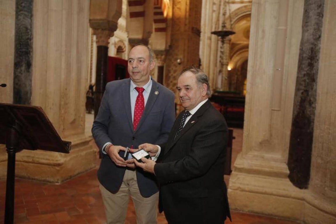 La exposición de la Paz de Córdoba sobre la Divina Pastora, en imágenes