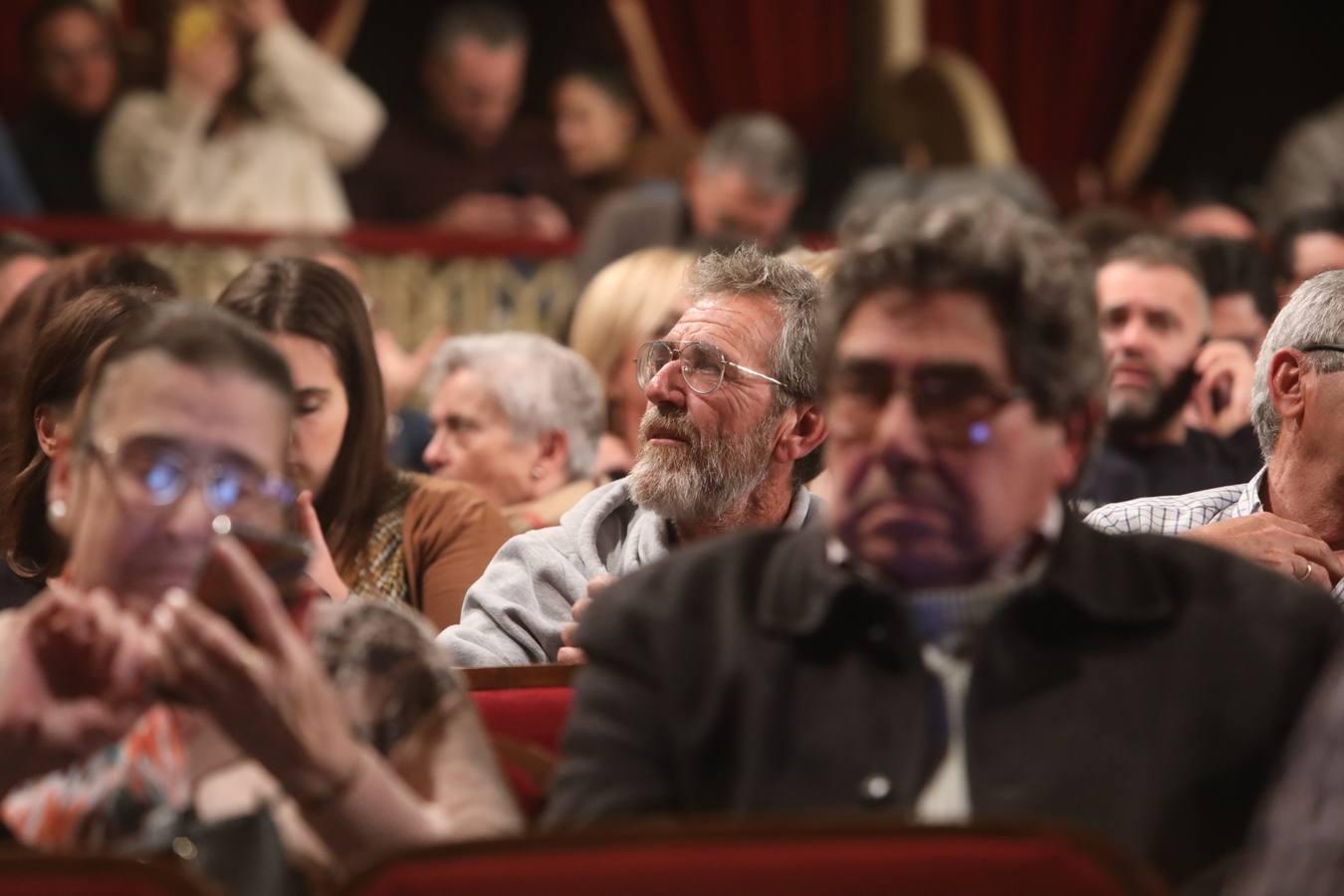 FOTOS: Búscate en el Falla. El ambiente en la sesión de Martínez Ares y Fali Pastrana