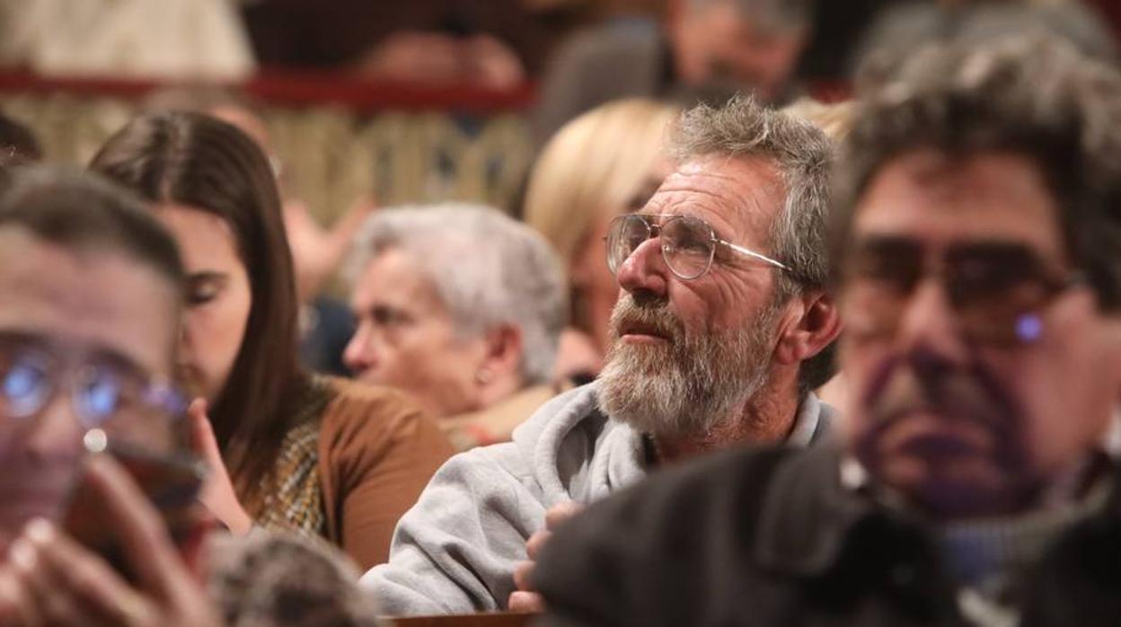 FOTOS: Búscate en el Falla. El ambiente en la sesión de Martínez Ares y Fali Pastrana