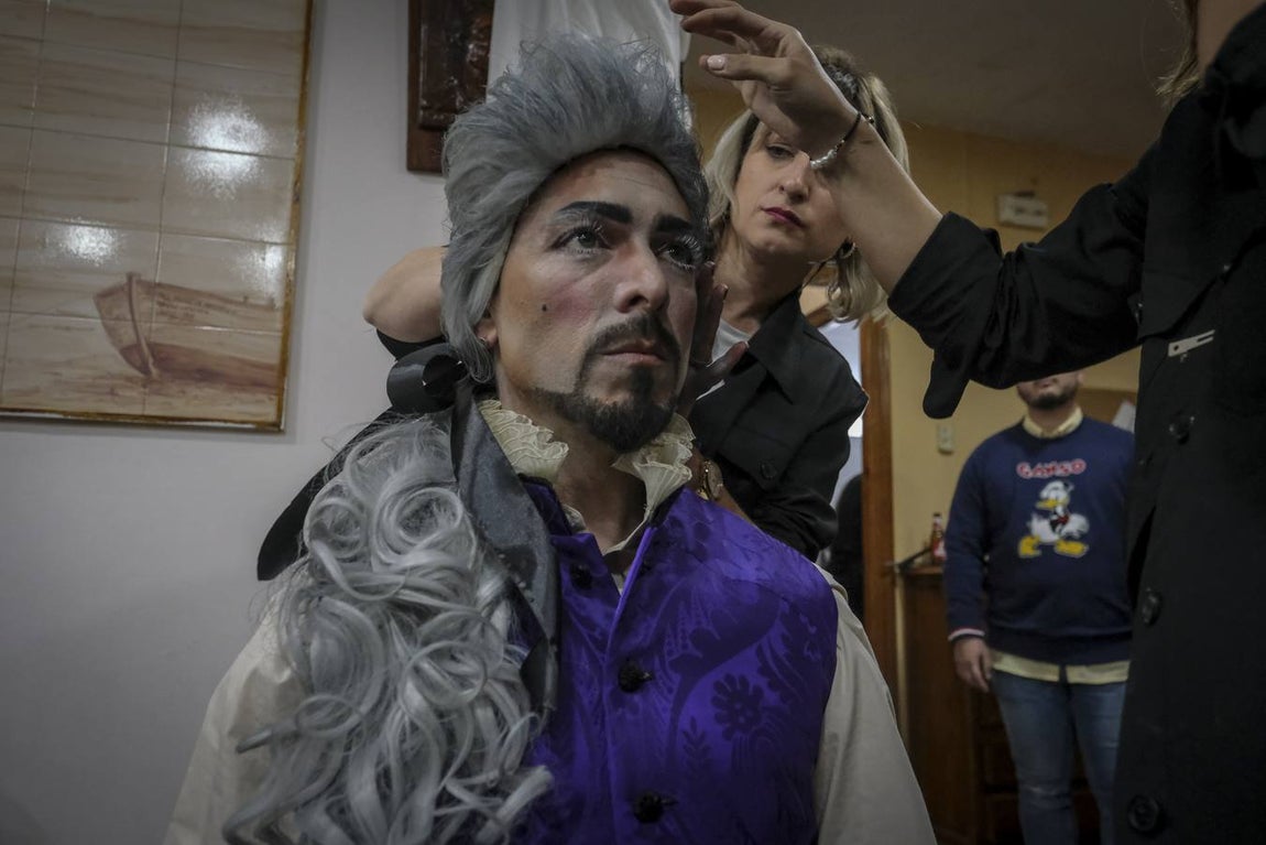 FOTOS: Así se prepara la &#039;Chusma selecta&#039; de Martínez Ares antes del Falla. COAC 2020