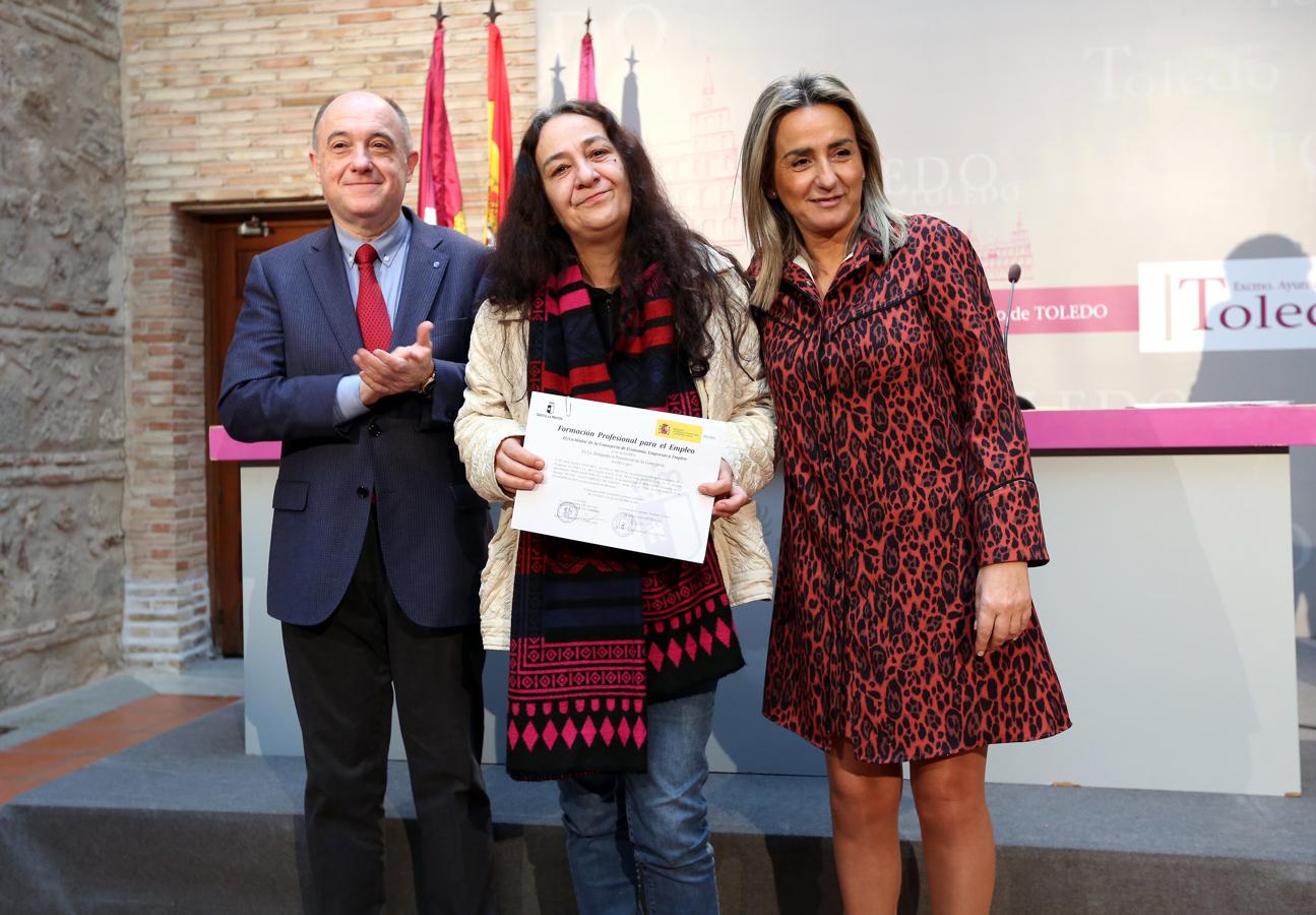 Milagros Tolón clausura los talleres municipales de empleo de Toledo