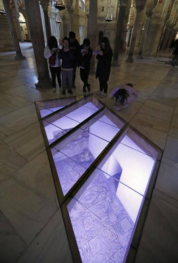 Los restos bajo la Mezquita-Catedral de Córdoba, en imágenes