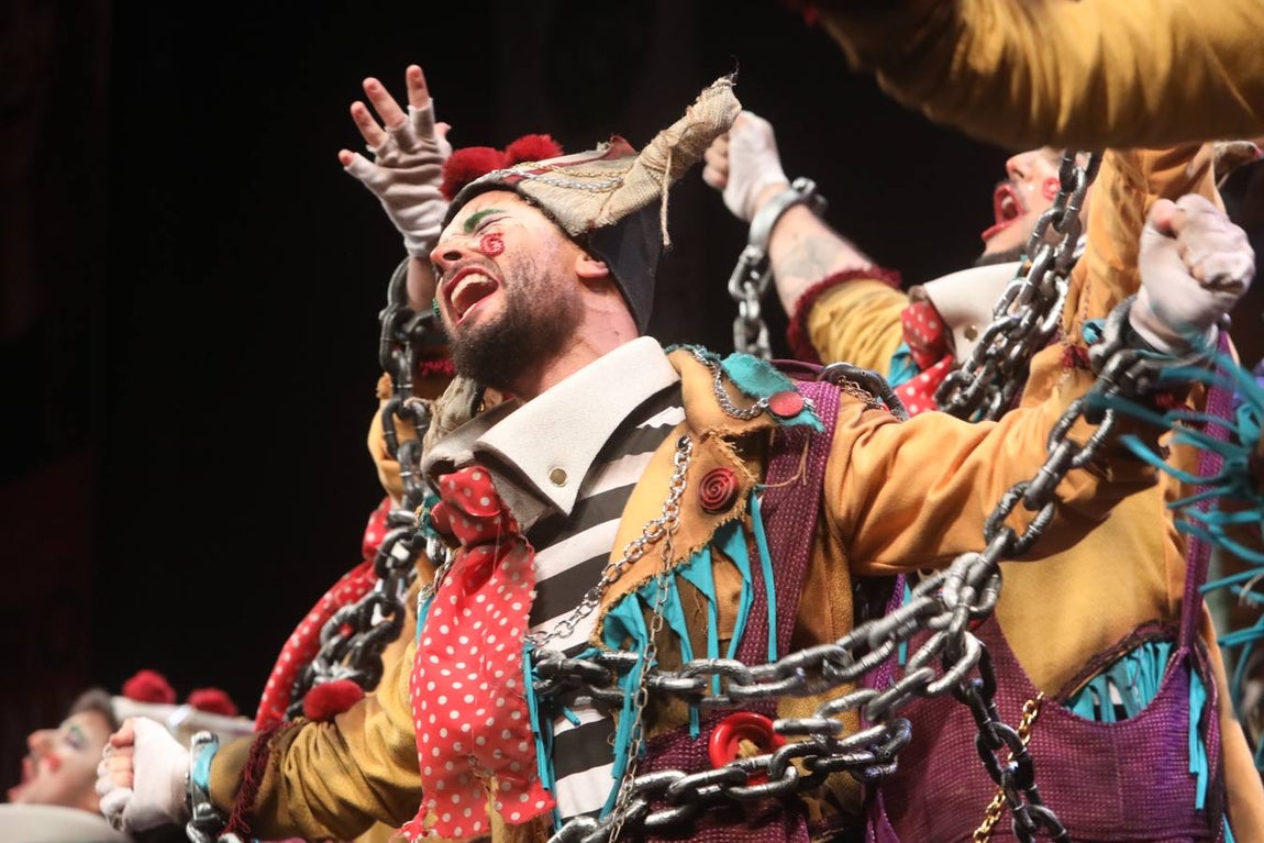 FOTOS: Comparsa Los Encaidenaos en el COAC 2020