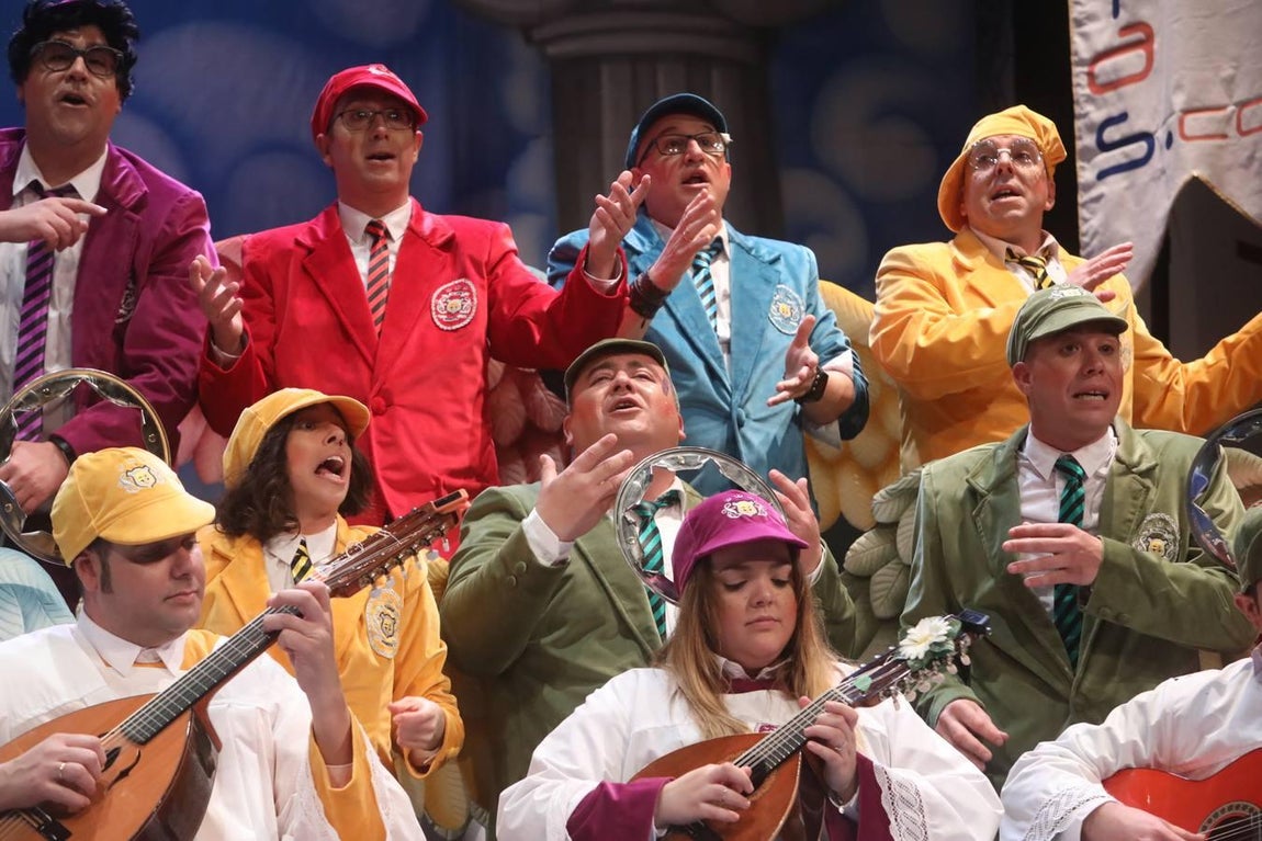 FOTOS: Coro de Procopio y El Chapa &#039;Gloria bendita&#039; en el COAC 2020