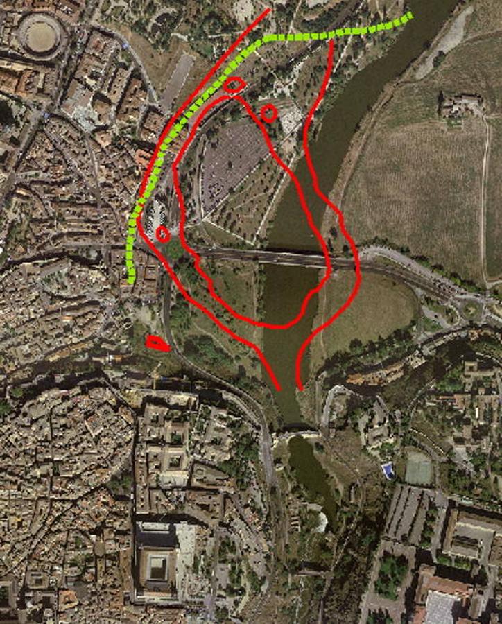 Foto área actual del Tajo y, sobrepuestos, en color rojo, los dos brazos del río y la gran isla de Antolinez según la Vista y plano de Toledo (el Greco, 1608-1614). Imágenes georreferenciadas en 2014 por el cartógrafo Manuel López Castro. 