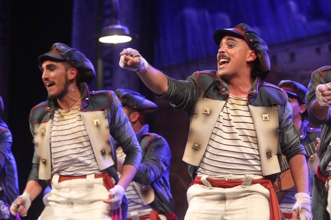 FOTOS: Comparsa Los Pacientes en el COAC 2020