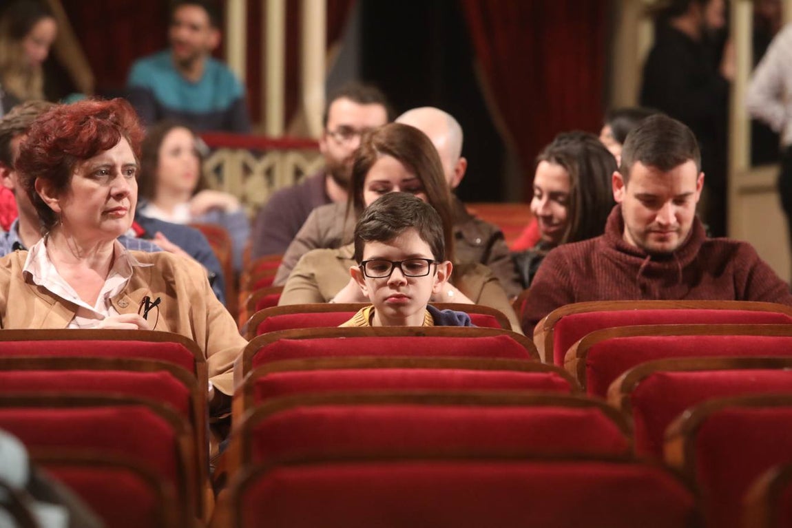 FOTOS: Búscate en el Falla en la sesión del 5 de febrero de preliminares del COAC 2020