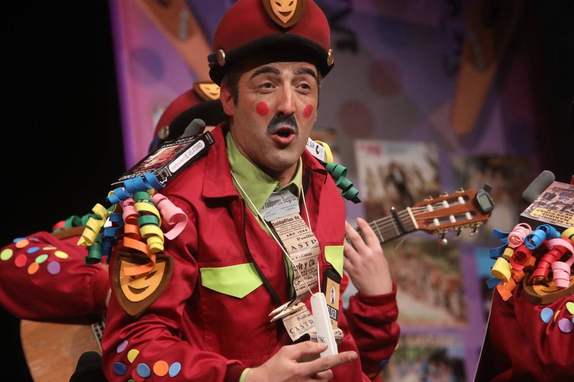 FOTOS: Chirigota Noche en el museo en el COAC 2020