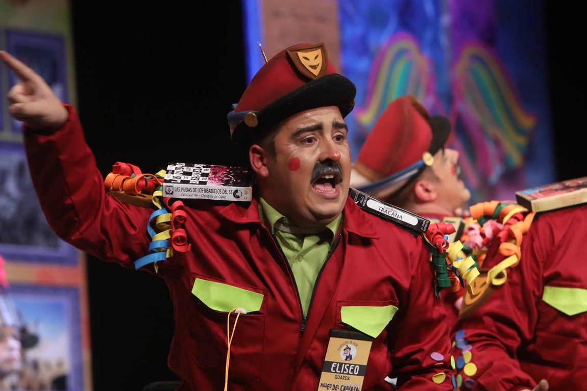 FOTOS: Chirigota Noche en el museo en el COAC 2020