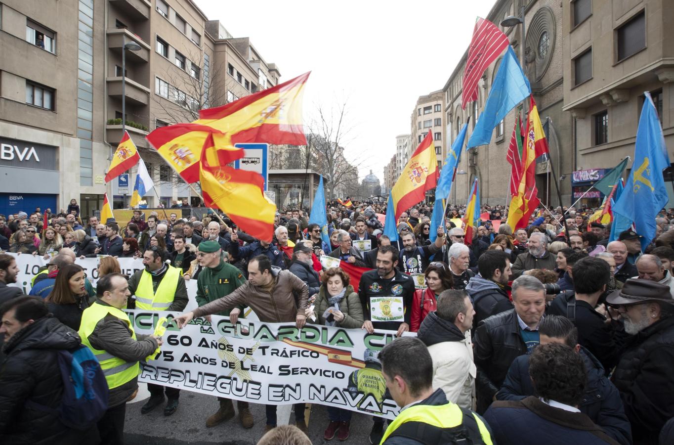 En el acto se han dejado ver también algunos líderes políticos de UPN, como Carlos García Adanero, Marta Álvarez, Ángel Ansa, Sergio Sayas o Fermín Alonso; PP, como Ana Beltrán y Javier García, o Ciudadanos, entre los que han estado Carlos Pérez-Nievas, Ruth Goñi, Elena Llorente, Alberto Bonilla o Miguel Gutiérrez. 