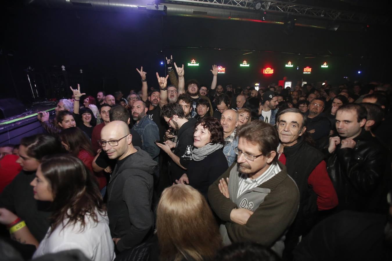 El concierto de Barón Rojo en Córdoba, en imágenes