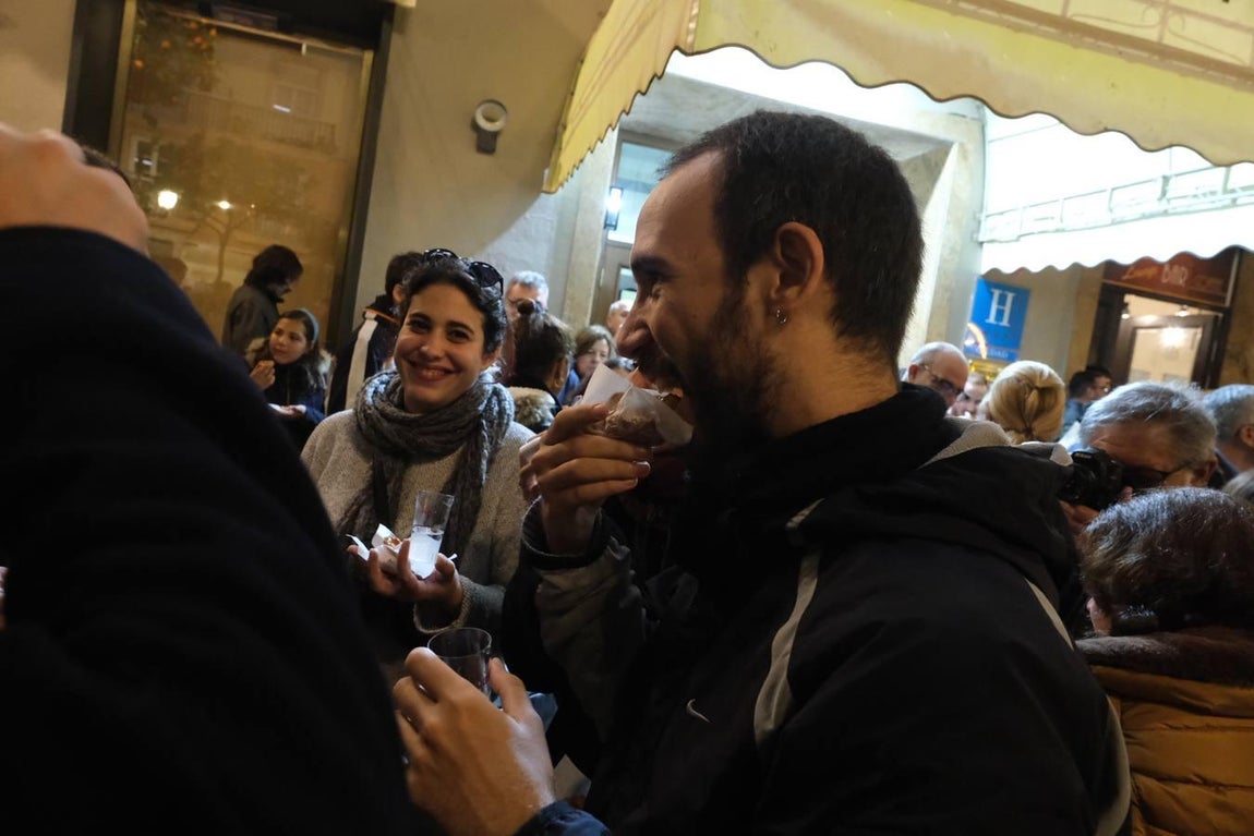 FOTOS: Pestiñada popular en San Francisco